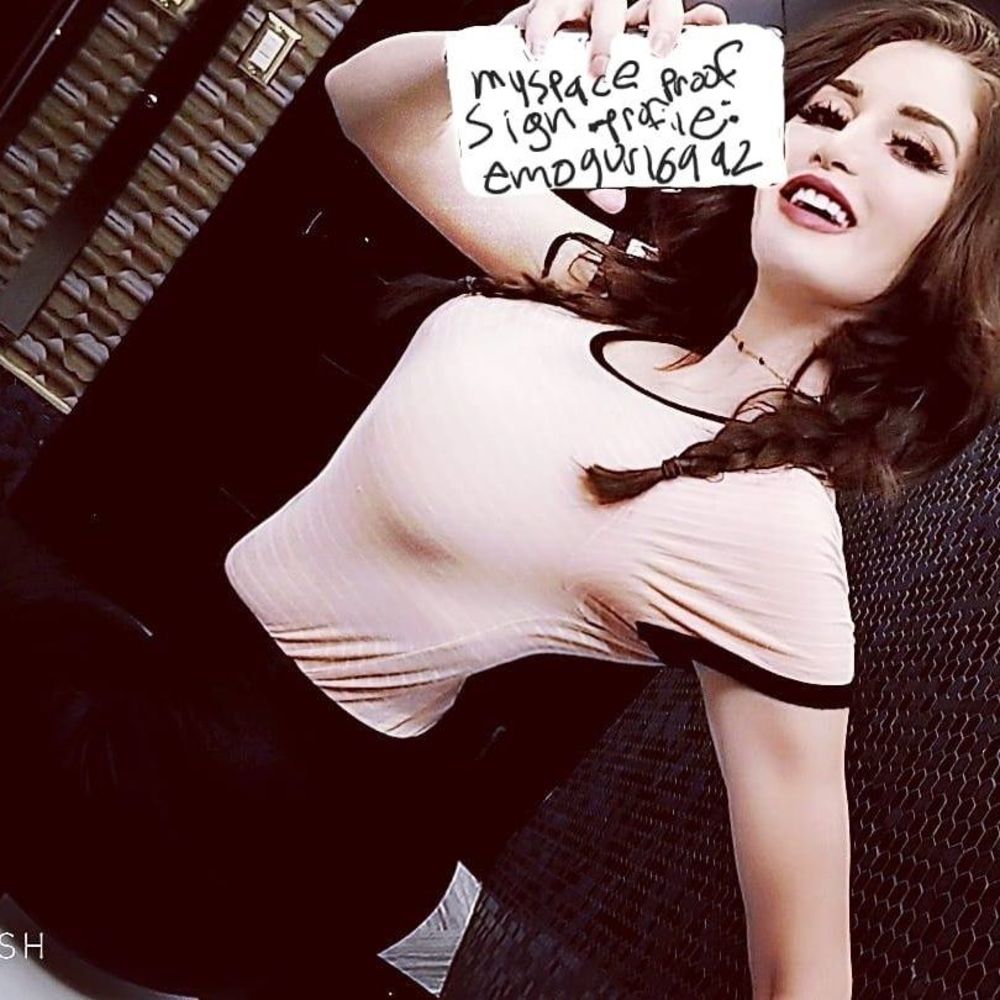 Meet your Posher, Megan